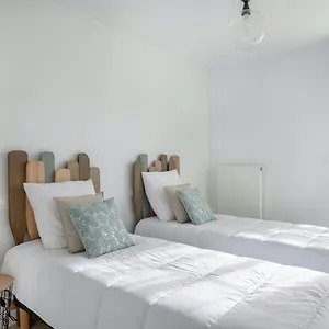 https://votre-appartement-en-bord-de-plage-de-val-andre.inbrittany.com