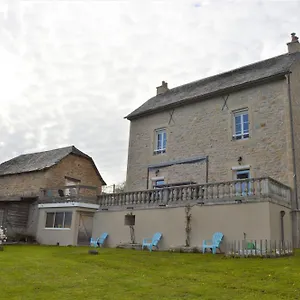 https://gite-le-couderc-belle-maison-familiale-ouverte-sur-la.midi-pyreneeshotels.com